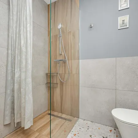 Ogrodowa Cozy Near Mirowska Hall Warsaw's Wola By Renters Appartement *