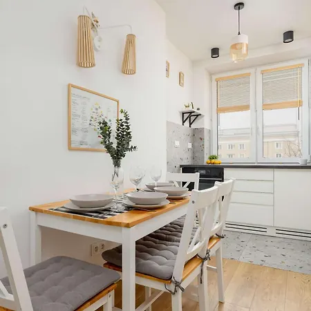 Ogrodowa Cozy Near Mirowska Hall Warsaw's Wola By Renters Appartement *
